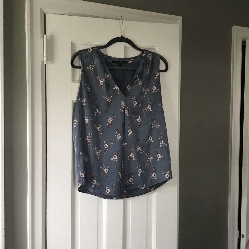 White House Black Market Floral Sleeveless Blouse
